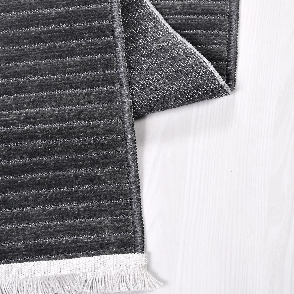  Şönil Kilim Antrasit Kaymaz Taban Liya Serisi