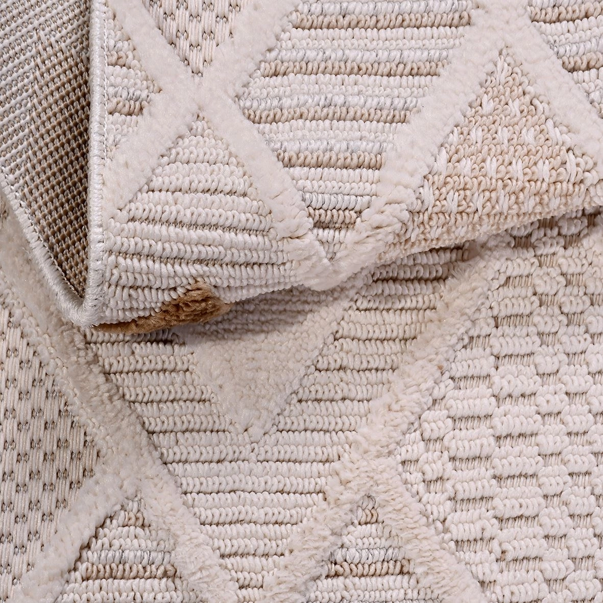 4 mm hav yüksekliğinde İzgi Serisi Krem Kahverengi Desenli Halı