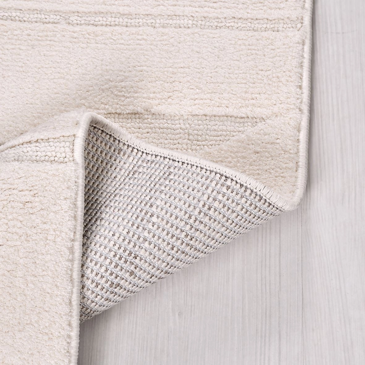 Krem 8 mm hav yüksekliğinde İnka Serisi Halı