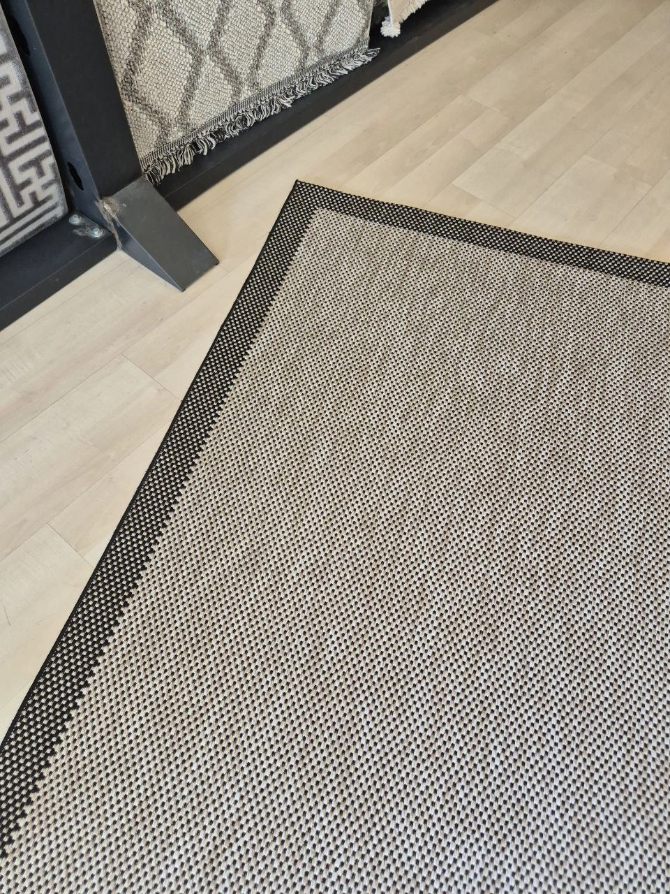 Bej Siyah Seritli Sisal Halı Sisal Plus Serisi