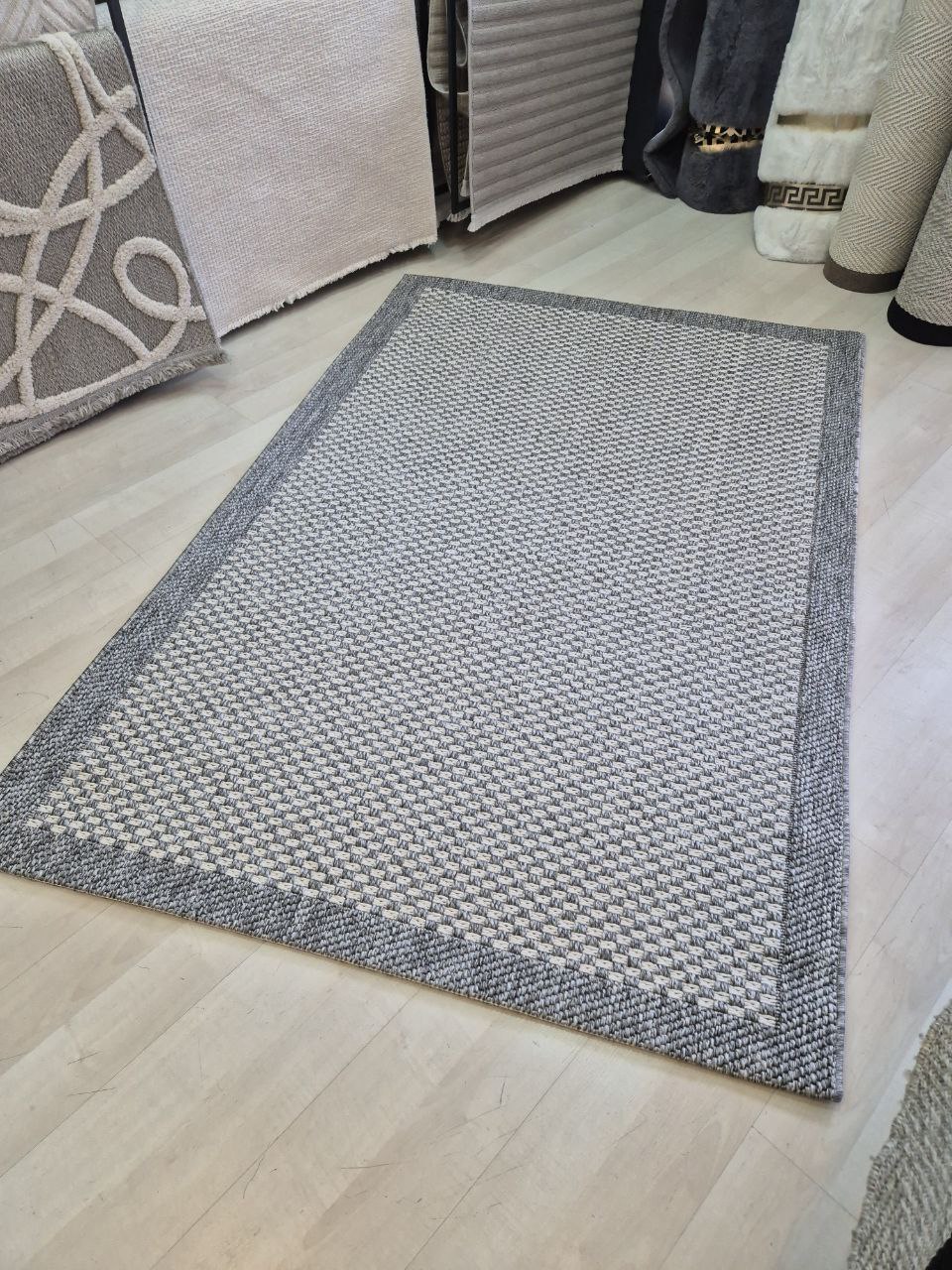 Gri%20%20Kare%20Desenli%20Veranda%20Serisi%20Sisal%20Halı