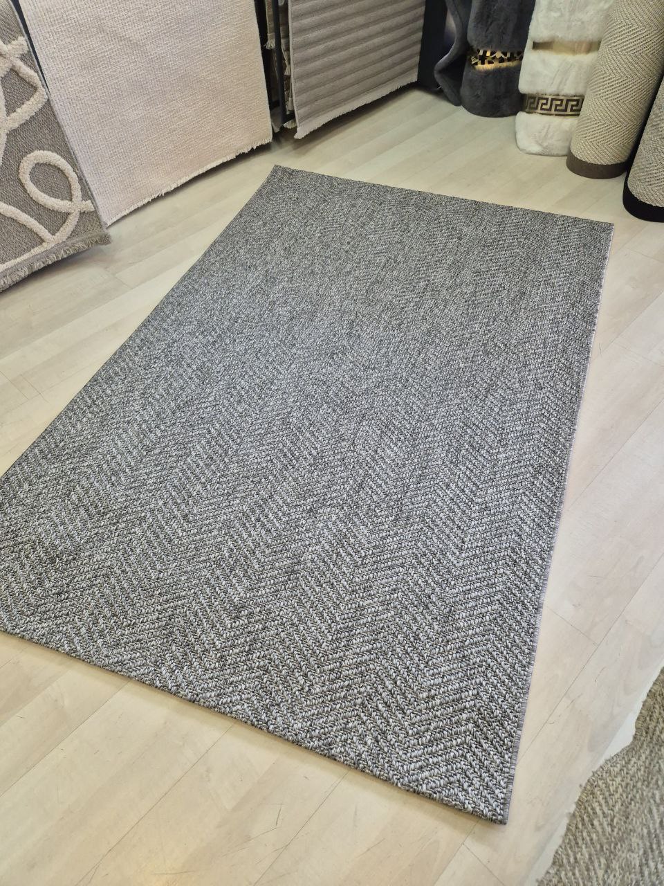 Gri%20Zikzak%20Desenli%20Veranda%20Serisi%20Sisal%20Halı