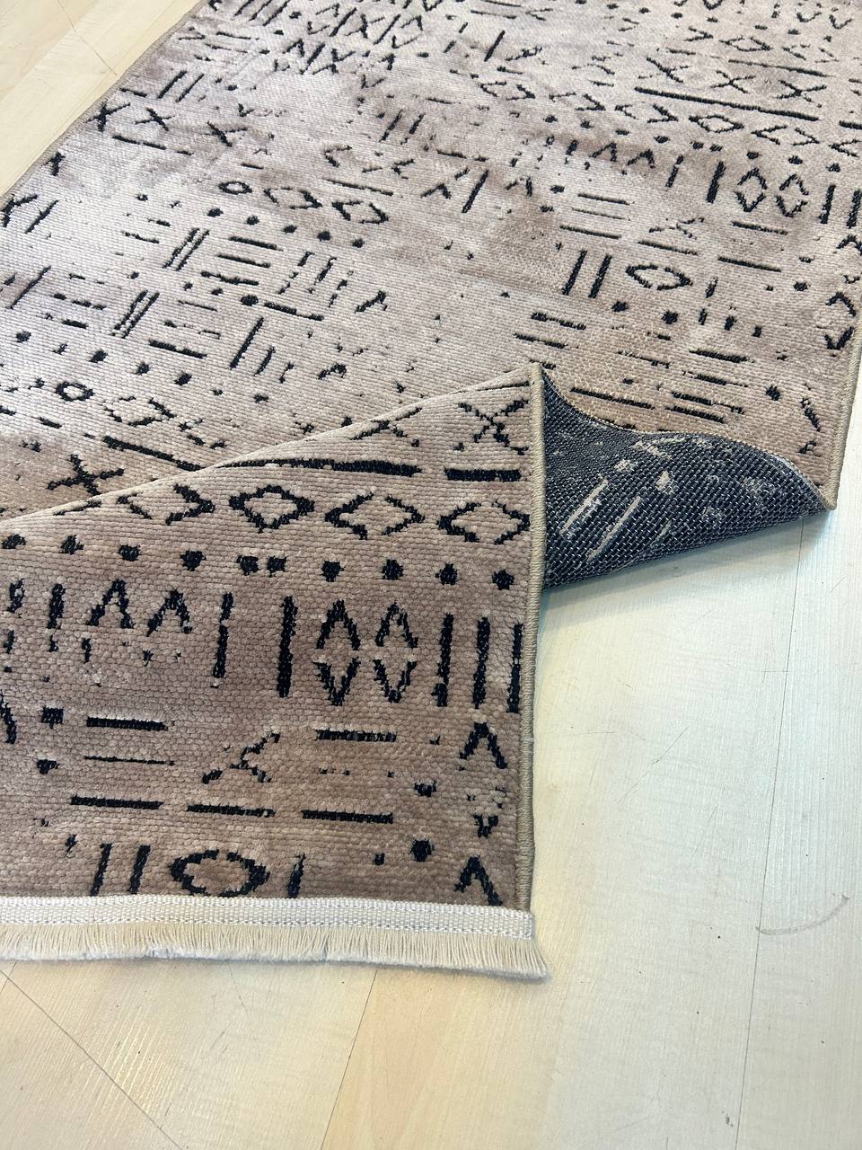 Şönil Kilim Vizon Çivi Desenli Kaymaz Taban Vena Serisi