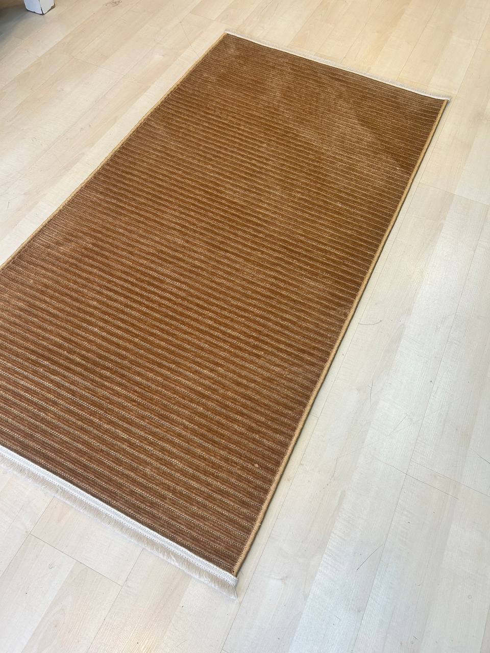 Şönil%20Kilim%20Gold%20Kaymaz%20Taban%20Liya%20Serisi