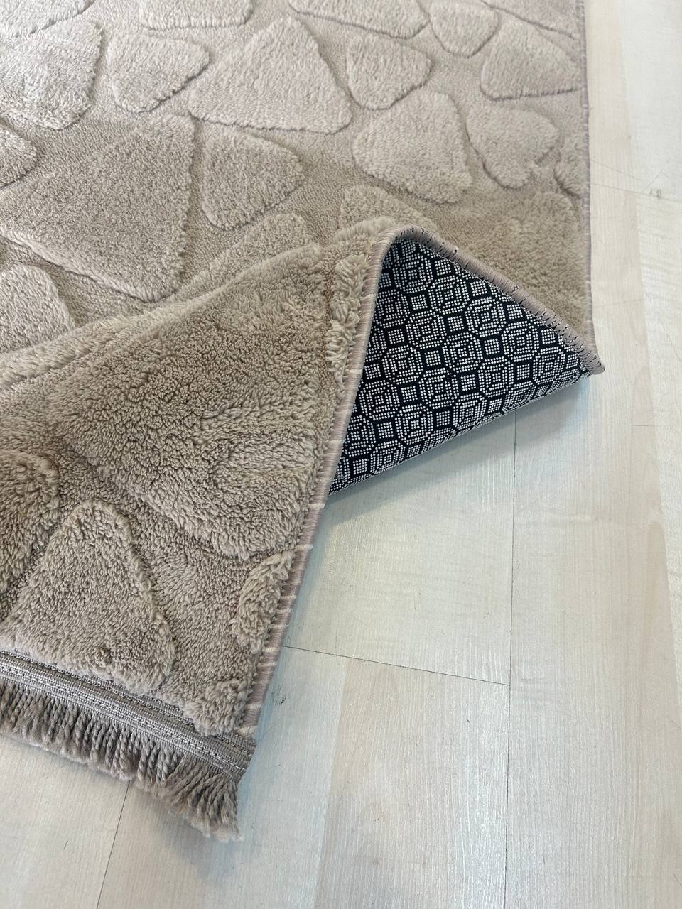 Vizon%20Kaymaz%20Taban%20Puffy%20Halı