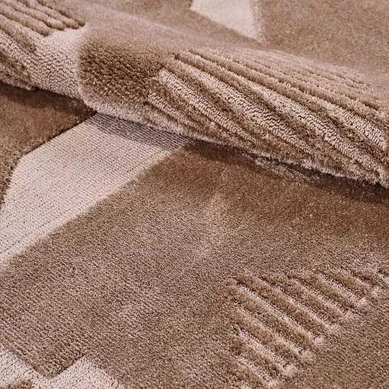  Koyu Bej 8 mm hav yüksekliğinde İnka Serisi Halı