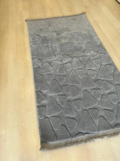 Gri Kaymaz Taban Puffy Halı