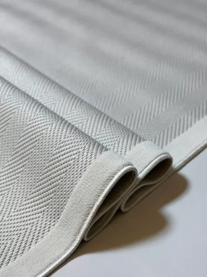 Krem Balıksırtı Desenli Dokuma Bordörlü Sisal Halı
