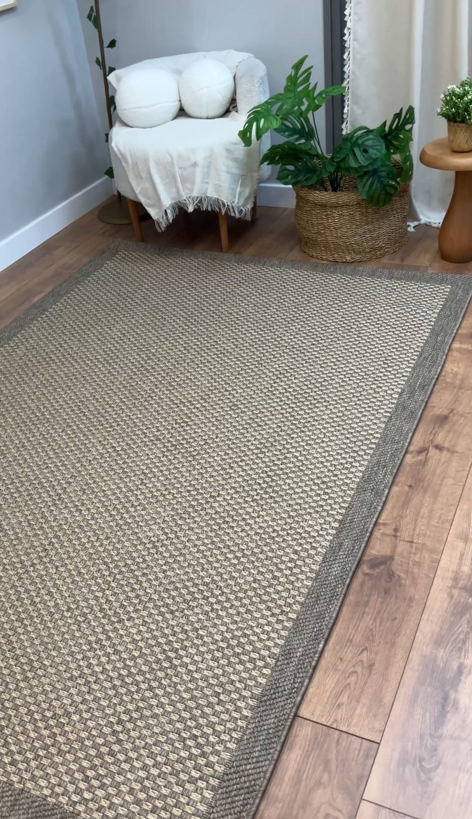 Bej%20Kare%20Desenli%20Veranda%20Serisi%20Sisal%20Halı