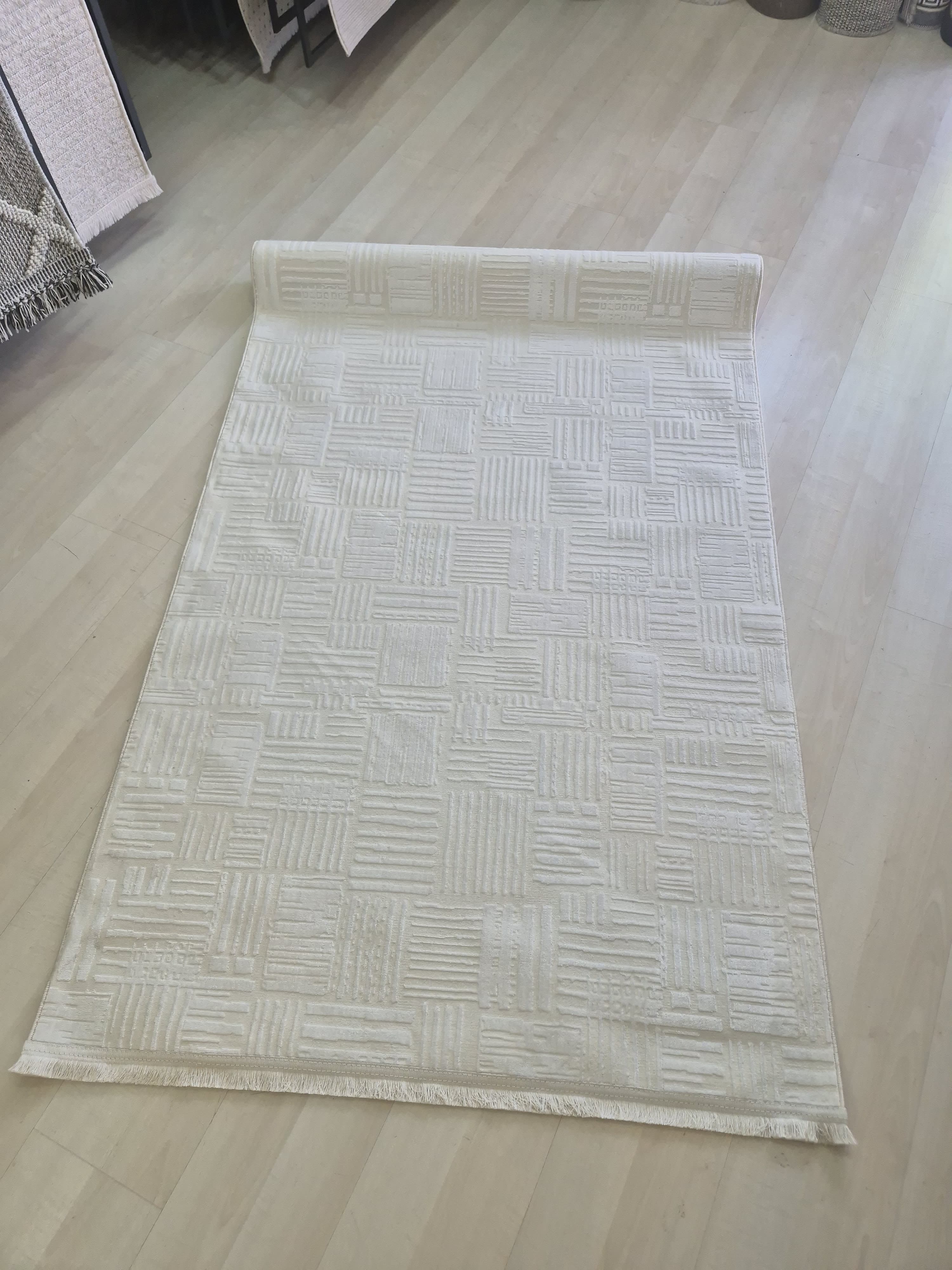 80 x 300  Kampanyalı Krem Lara Serisi  Saten Bambu Halı